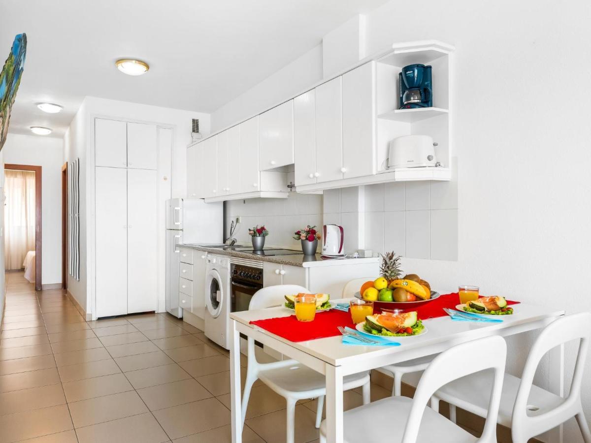 1 1 Beautiful Seafront With Balcony And Wifi Διαμέρισμα Los Cristianos  Εξωτερικό φωτογραφία